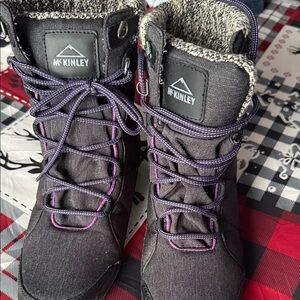 McKinley Women's Black and Purple Winter Boots